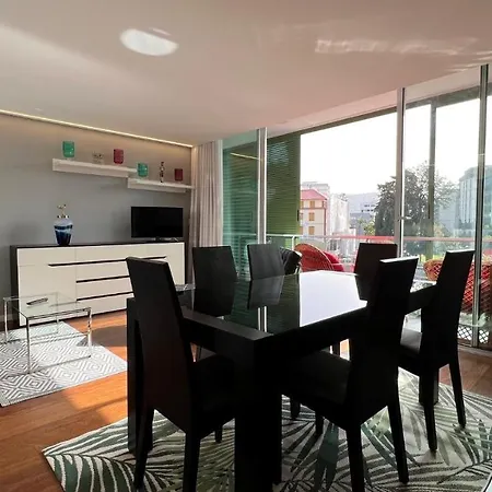 Διαμέρισμα Vista Savoy Φουνκάλ